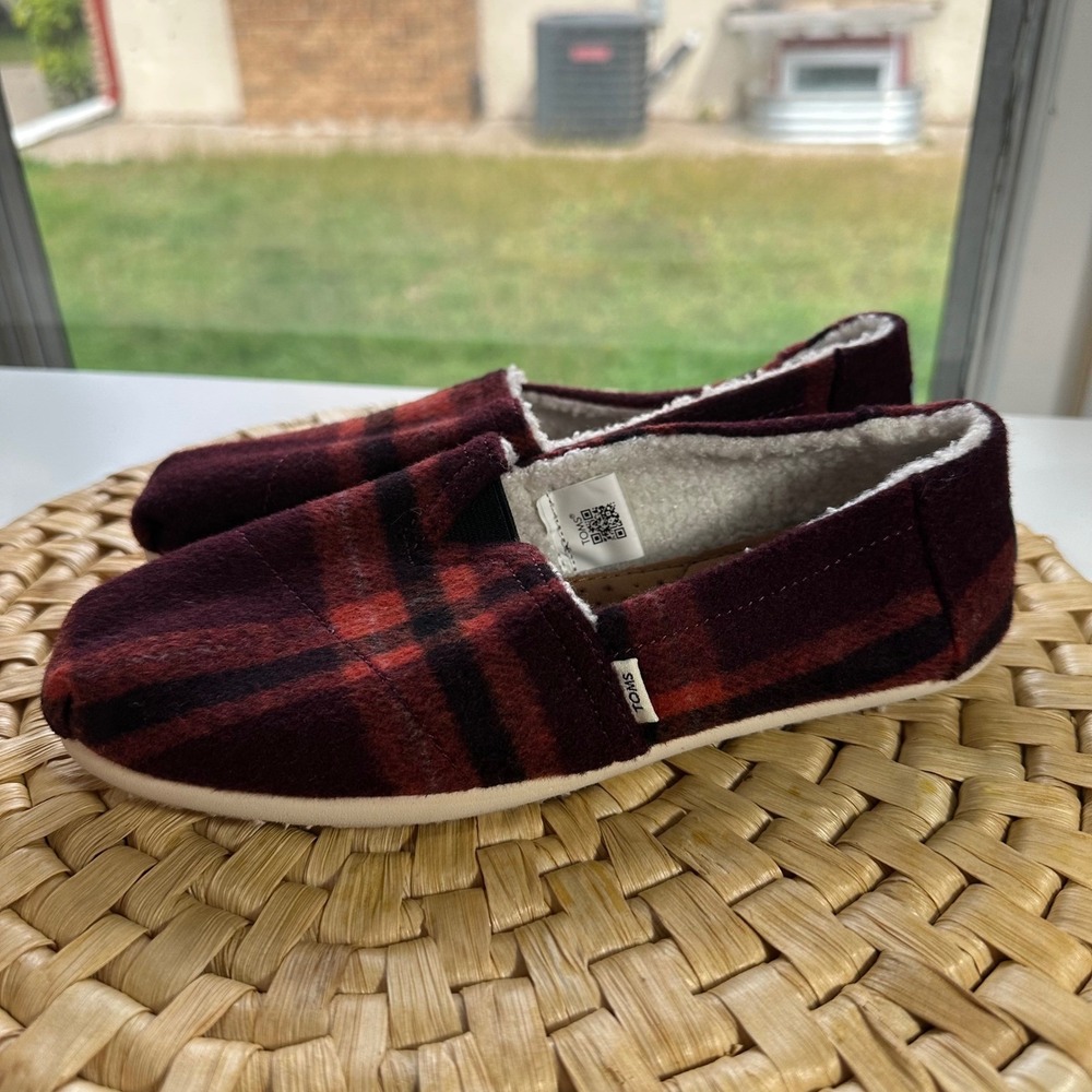 TOMS Plaid Wool Blend Slipper Shoes Women's Size 6‎ Burgundy Casual Warm Comfy